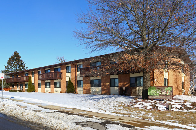 Building Photo - Oakridge Apartments