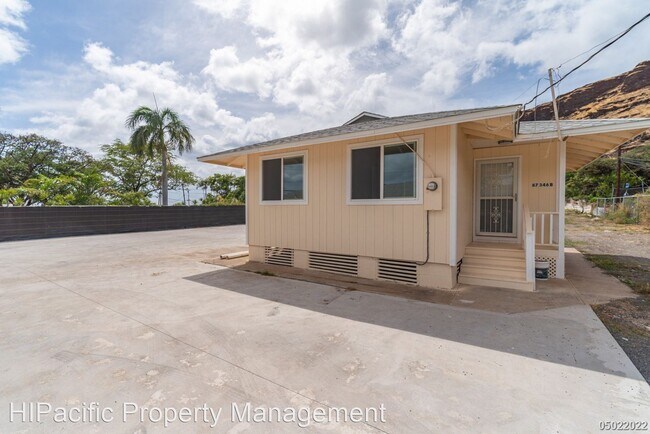2 br, 1 bath House - 87-346 Hakimo Rd B - 2 br, 1 bath House - 87-346 Hakimo Rd B