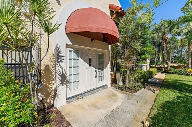 Photo - 3 Uno Lago Dr Unidad 3