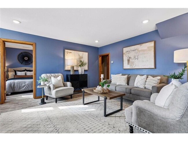 Photo - 500 E 1st St