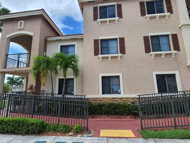 Building Photo - 22551 SW 88th Pl Unit 101-1