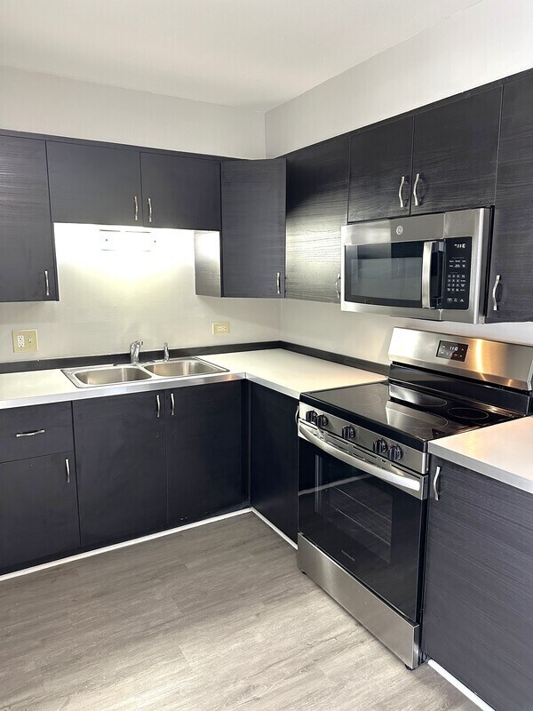 Photo - 9709 W Lorraine Dr Unit Apt 7