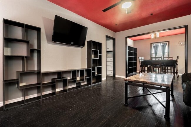 Photo - 3204 SE 19th St