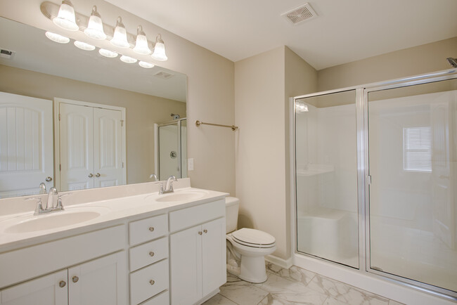 Photo - 332 Ellesmere Ct Townhome
