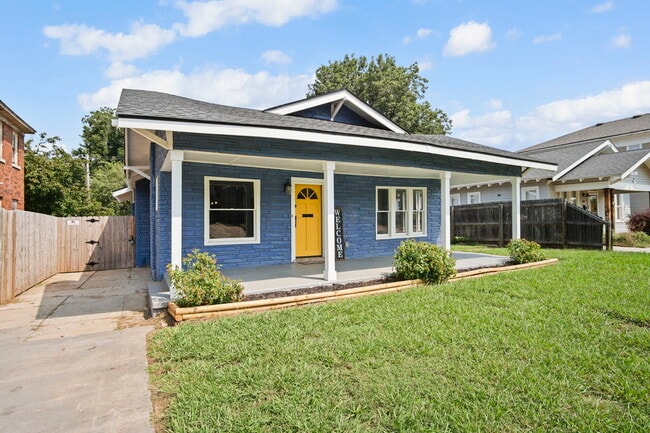 Photo - 311 NW 25th St