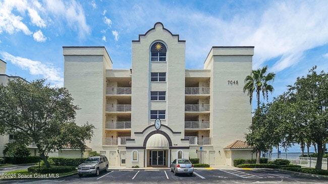 Building Photo - 7048 Sevilla Ct Unit 402 Rental
