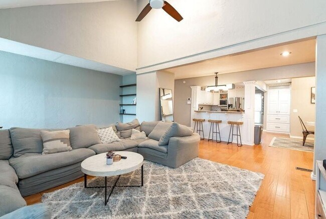 Photo - 301 SE 34th St