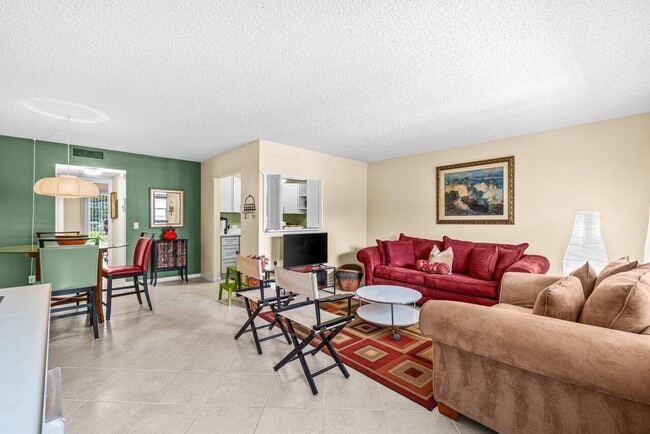 Photo - 68 Suffolk B Unit 68