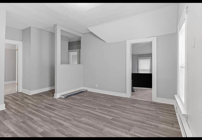 Photo - 738 Wilson Ave