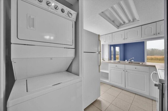405 Caribbean Dr