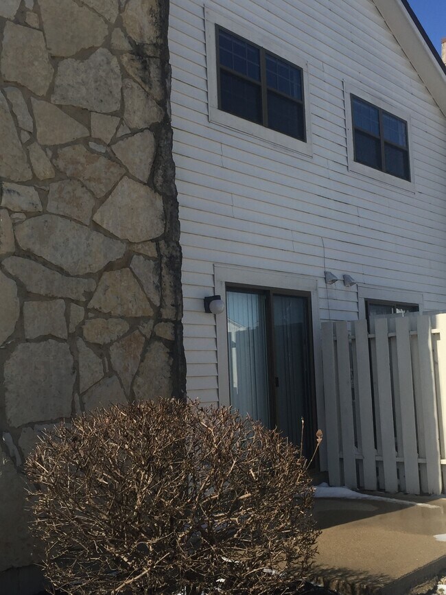 Patio - 1386 Sanzon Dr Unidad Sycamore Creek Condos