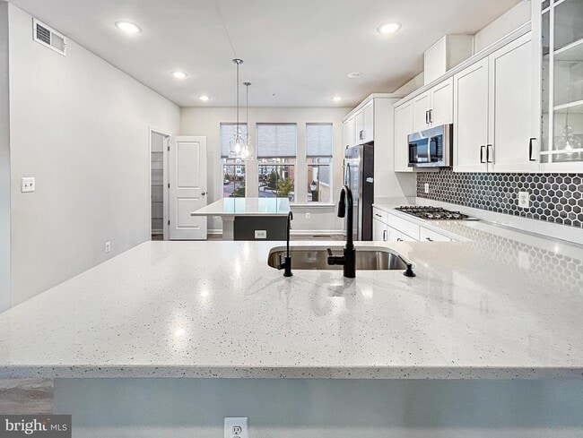 414 Matlock Ln