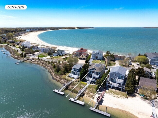 Building Photo - 34 E Beach Dr Rental