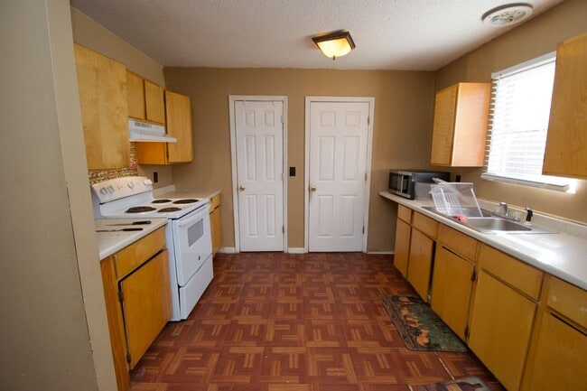 Photo - Comfortable Opelika Home — Convenient Location