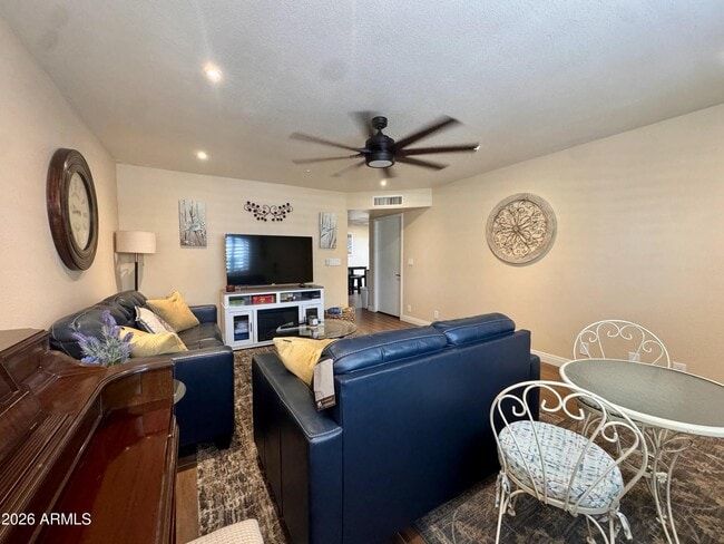 4328 E Capri Ave