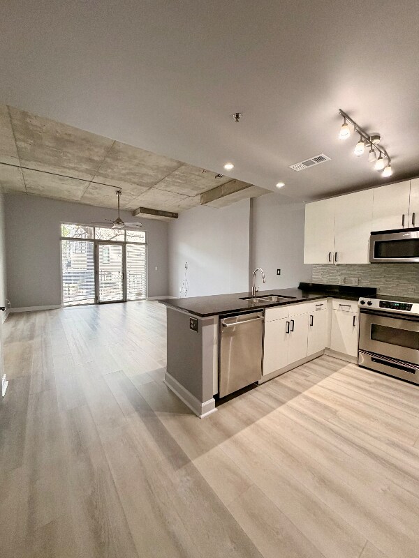 Photo - 711 Cosmopolitan Dr NE Unit TL12