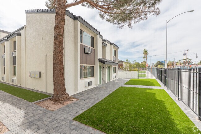 Community & View of The Strip - AVA