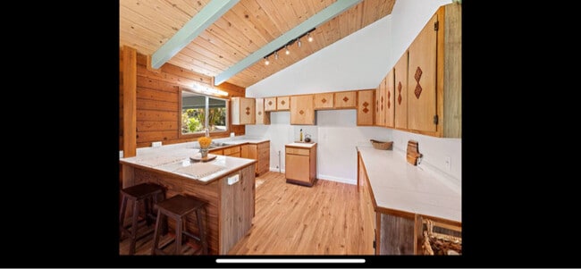 Photo - 13-3515-3515 Alapai St