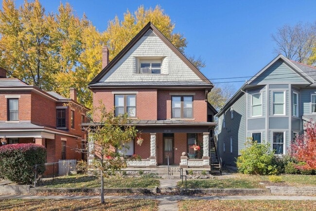 Building Photo - 1219 Highland St