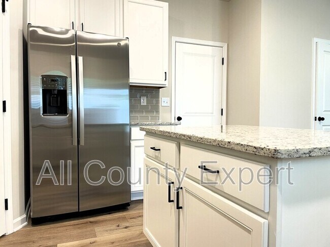Photo - 414 Fox Crk Dr