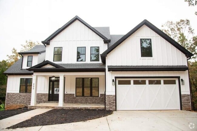 Building Photo - 200 Towne Overlook Dr Rental