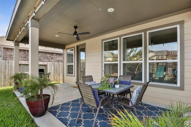Photo - 20810 Oak Preserve Dr