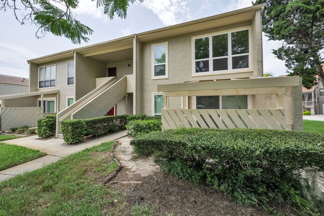 Photo - 645 Windrush Bay Dr