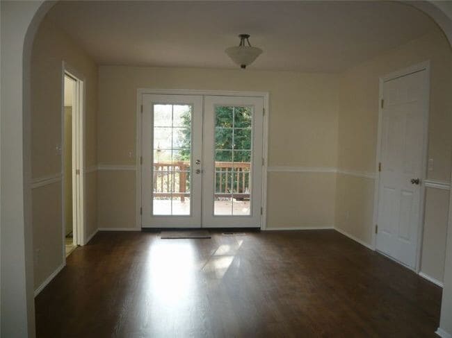 Photo - West hill Kent large 4 bedroom 2.5 bath Da...