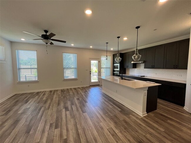 Photo - 2725 Woodall Dr Unit 501