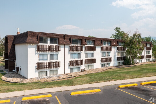 Photo - Pronghorn Apartments
