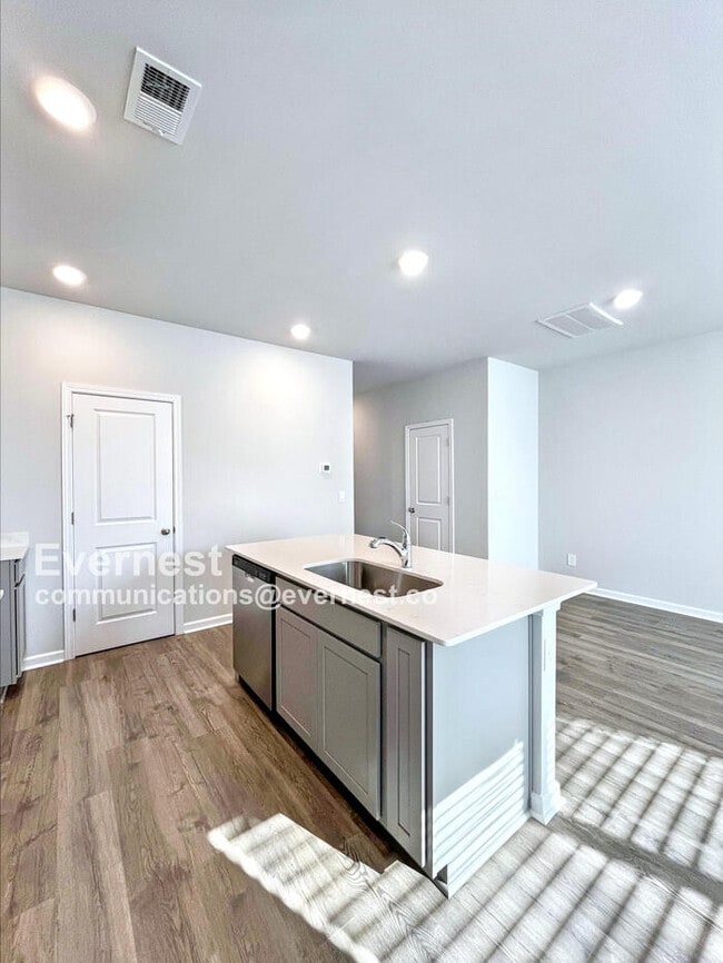 Photo - 4239 Feetham Dr