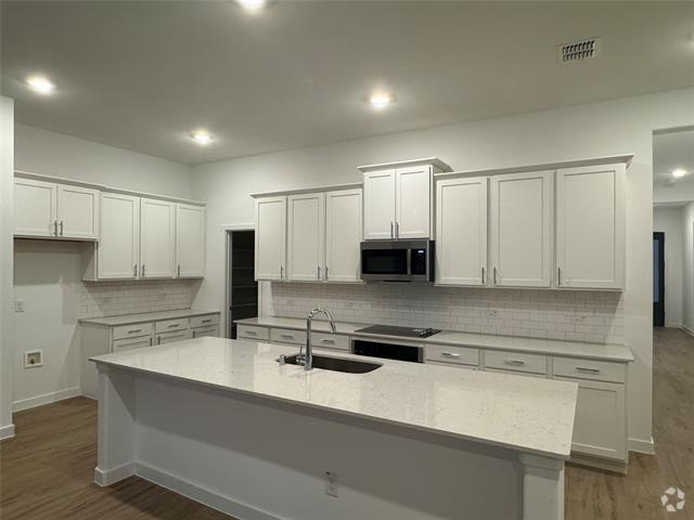 Building Photo - 202 Starfall Dr Rental