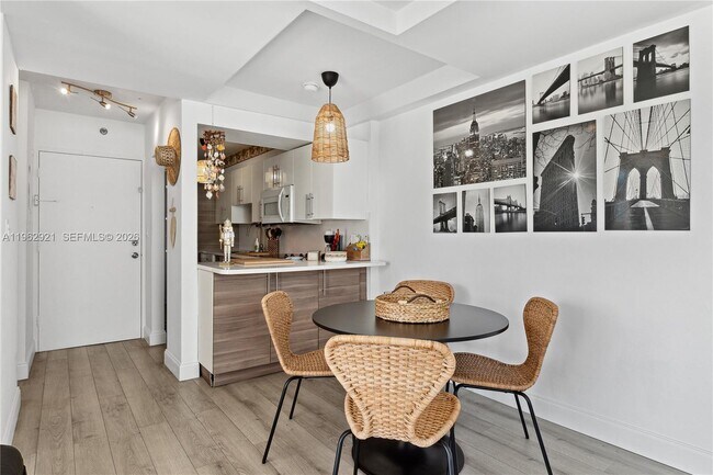 Photo - 1255 Collins Ave Unit 508