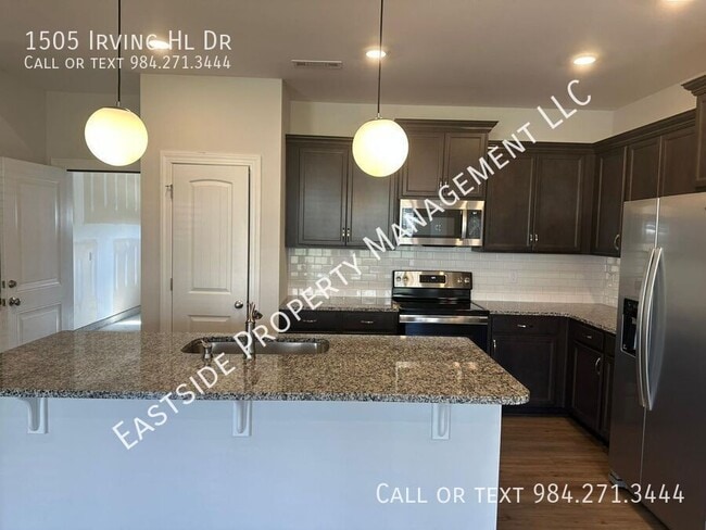 Photo - 1505 Irving Hl Dr