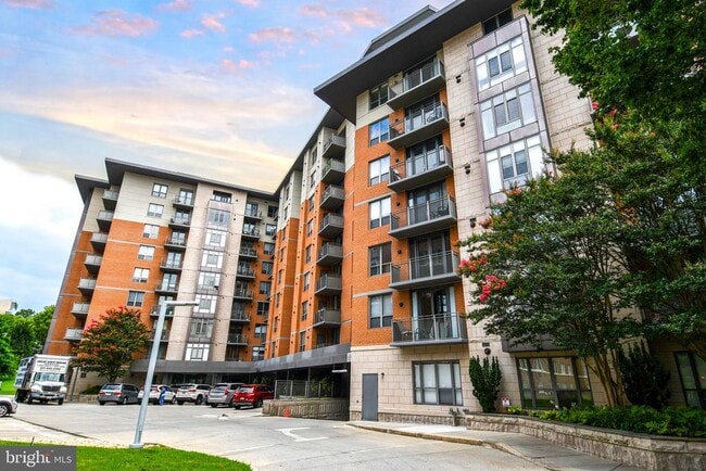 Photo - 3883 Connecticut Ave NW Apartment Unit 902