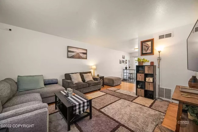 Photo - 301 N Spruce Dr Unit 3