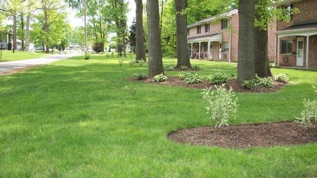 Photo - 463 Brentwood Dr