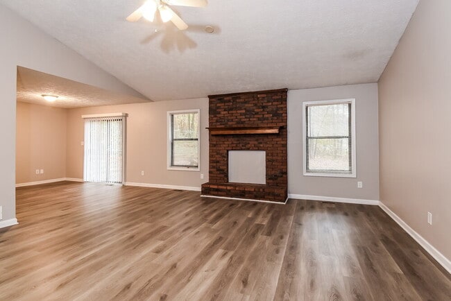 Photo - 6160 Mt Pisgah Ct