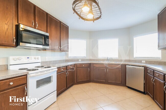 Photo - 850 Terranova Rd