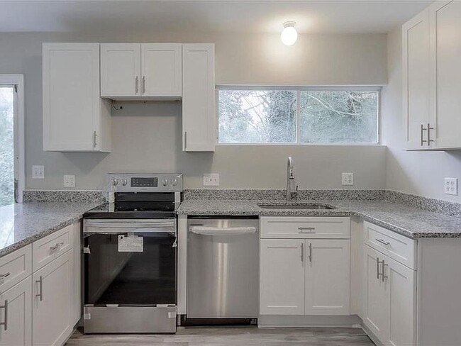 Photo - 4056 Dallas Acworth Hwy NW