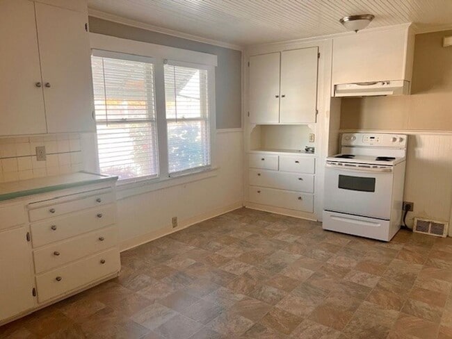 Photo - Santa Clara Charm ~ 3BR/1BA on Main Street