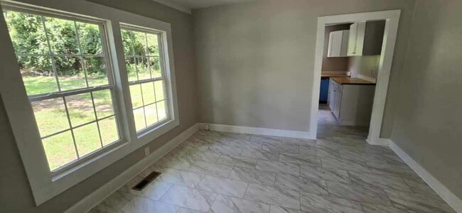 Photo - 109 Hollingshead Ave