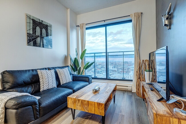 Photo - 2100 Rue de Bleury Unit SI ID1353839P