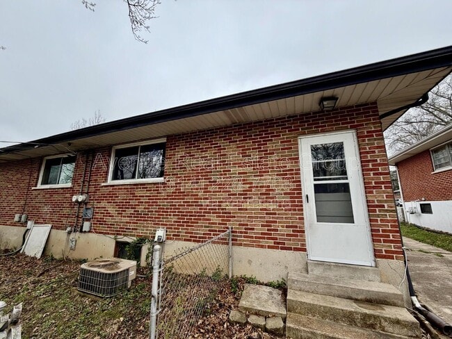 Photo - 8821 McNulty Dr