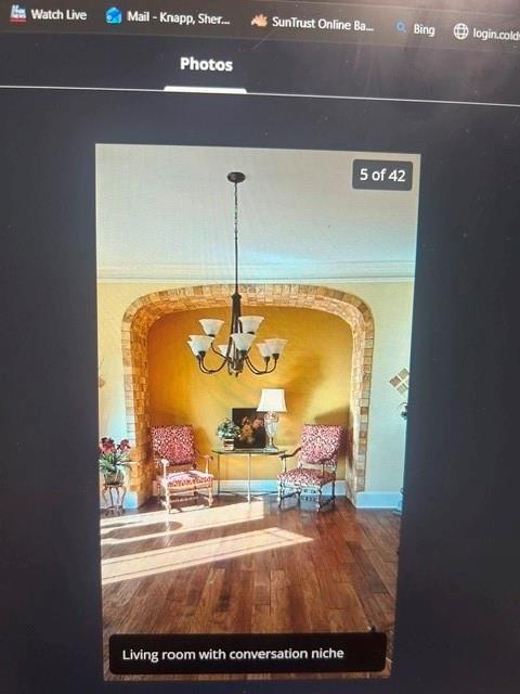 285 Pine Dr