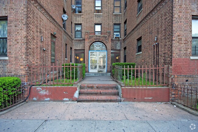 89-21 153rd St - 8921 153rd St
