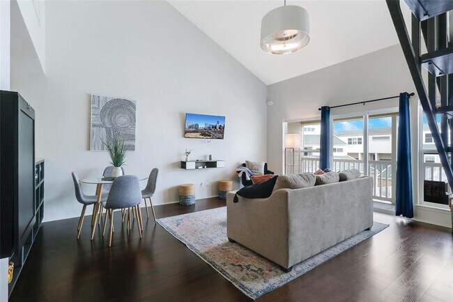 Photo - 1818 S Lakeshore Blvd Unit 32