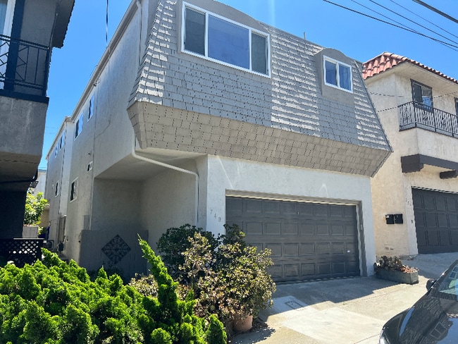 Photo - 741 Center Pl Unit A