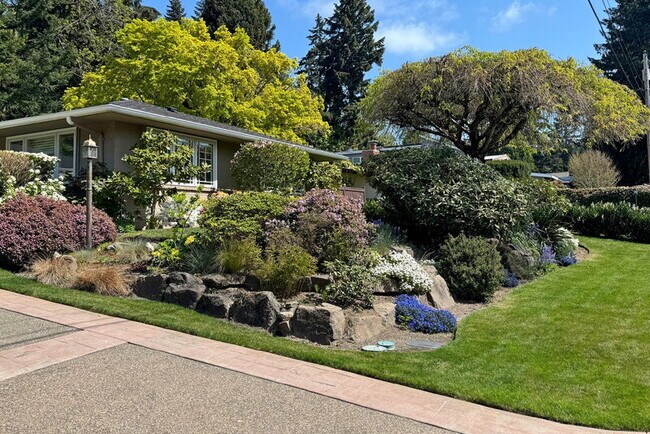 10632 NE 47th Pl