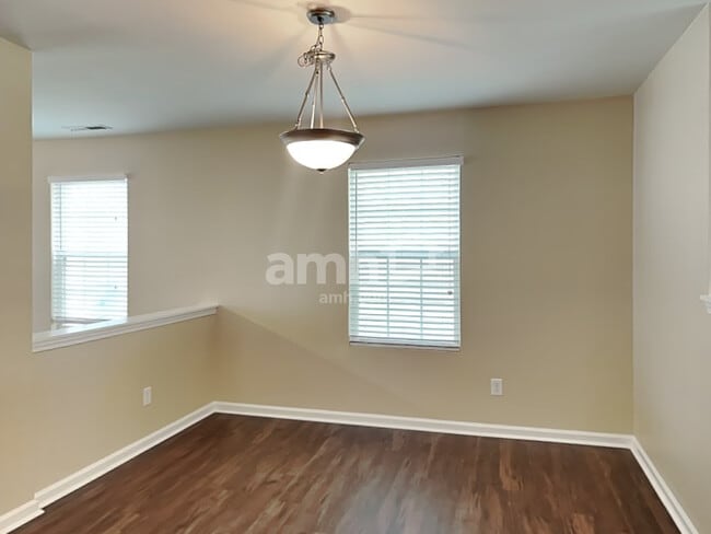 261 Aershire Ct